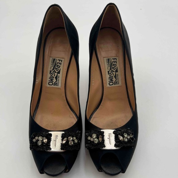Authentic Ferragamo Vara Open Toe Pumps Heels Ribbon Satin Black Size 9 C - Picture 1 of 13